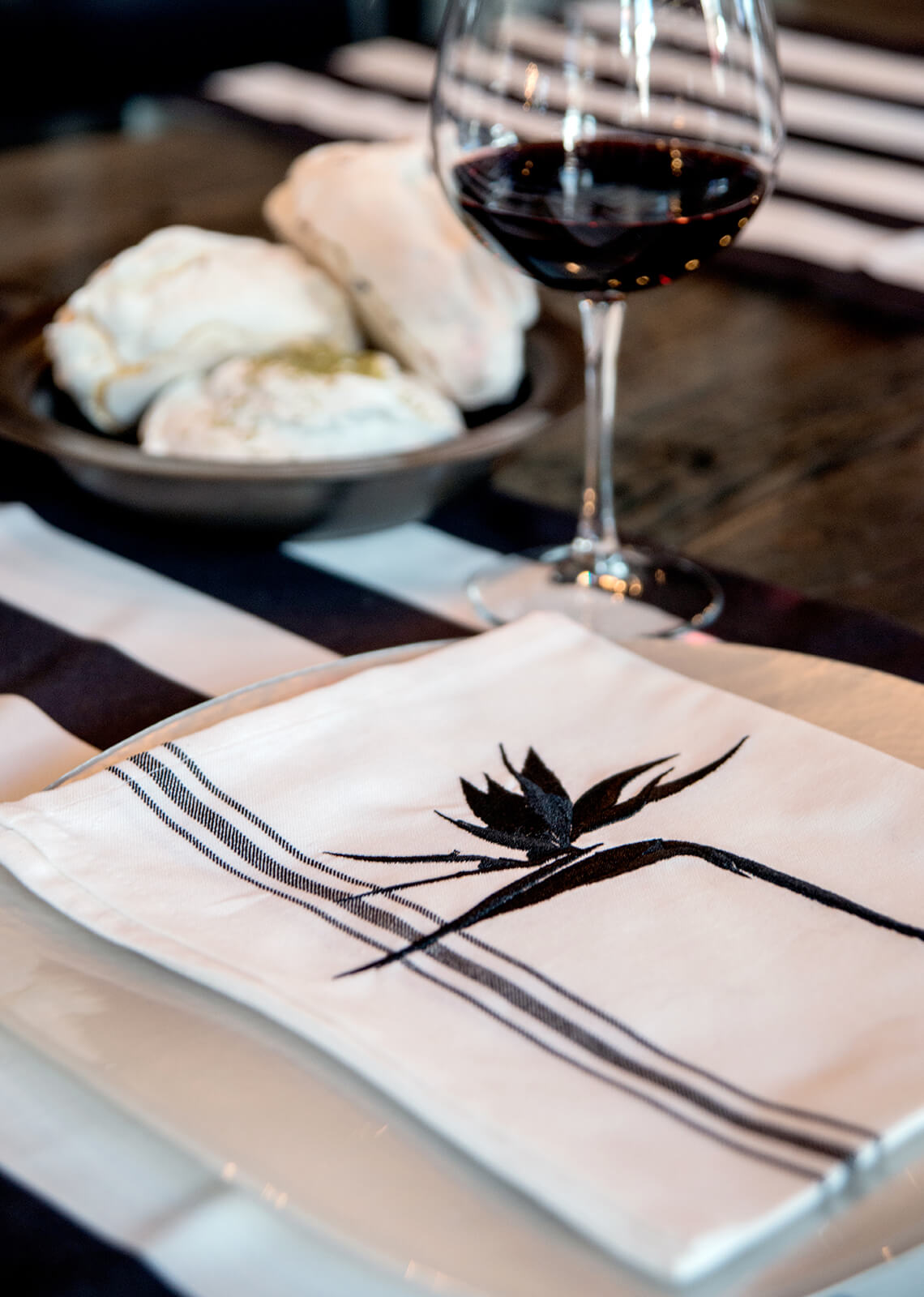  decorative napkin with embroidery